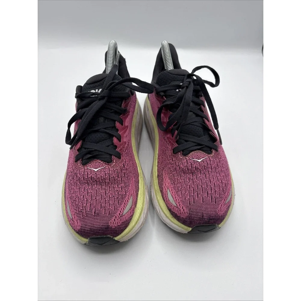 Hoka One One Clifton 8 Sneakers Womens Size 7B Pink Training Gym Athleisure READ